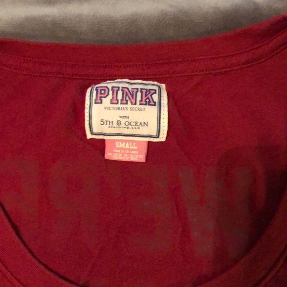🌹 PINK VS college IU Hoosiers Small comfy tee - Picture 3 of 5